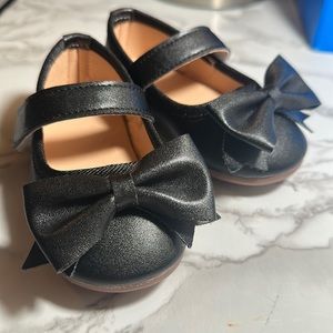 Baby little black bow shoes